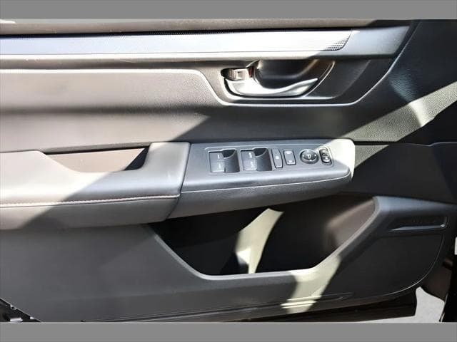 2024 Honda CR-V Hybrid SUV in Crystal Black Pearl thumbnail 24