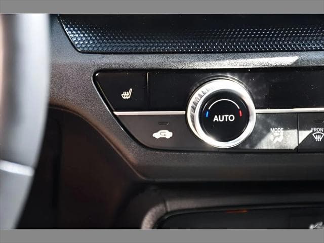 2024 Honda CR-V Hybrid SUV in Crystal Black Pearl thumbnail 36