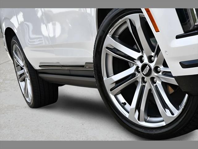 2025 Cadillac Escalade ESV SUV in Crystal White Tricoat thumbnail 11