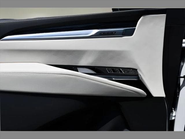 2025 Cadillac Escalade ESV SUV in Crystal White Tricoat thumbnail 27