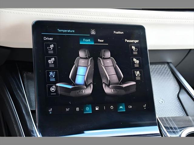 2025 Cadillac Escalade ESV SUV in Crystal White Tricoat thumbnail 38