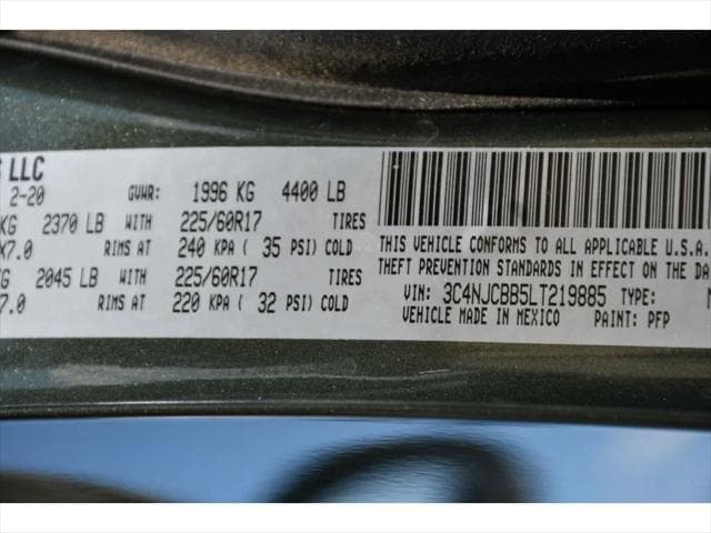 2020 Jeep Compass SUV in Olive Green Pearlcoat thumbnail 25