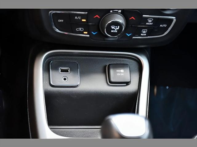 2020 Jeep Compass SUV in Olive Green Pearlcoat - Image 35