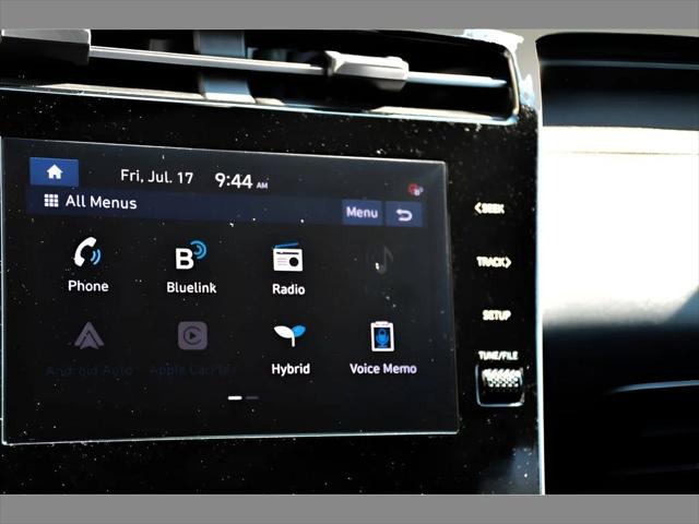 2022 Hyundai Tucson Hybrid SUV in Shimmering Silver thumbnail 21