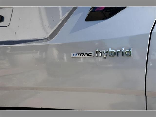 2022 Hyundai Tucson Hybrid SUV in Shimmering Silver thumbnail 28