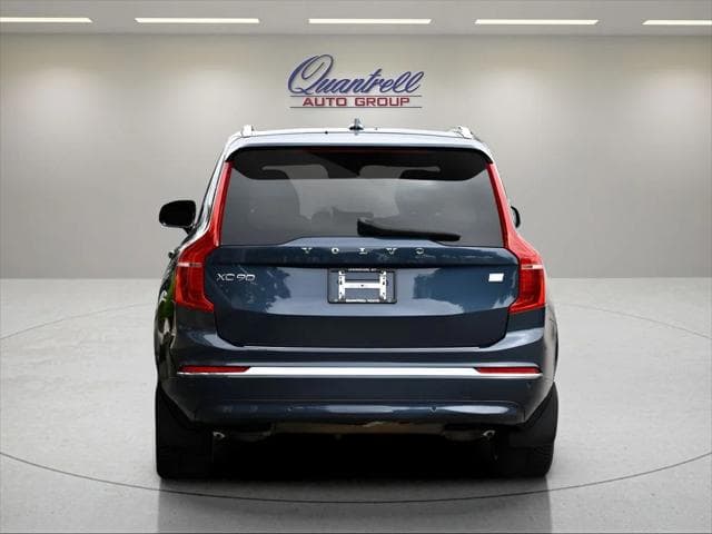 2024 Volvo XC90 Recharge Plug-In Hybrid SUV in Denim Blue Metallic thumbnail 5