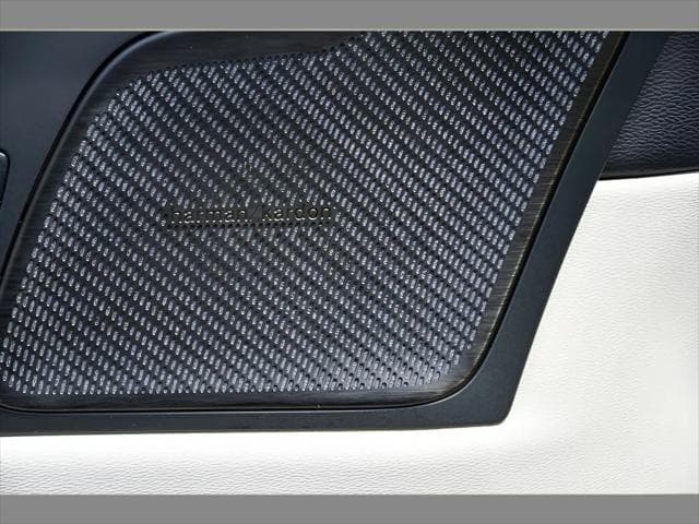 2024 Volvo XC60 SUV in Denim Blue Metallic thumbnail 28