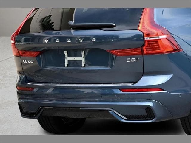 2024 Volvo XC60 SUV in Denim Blue Metallic thumbnail 30