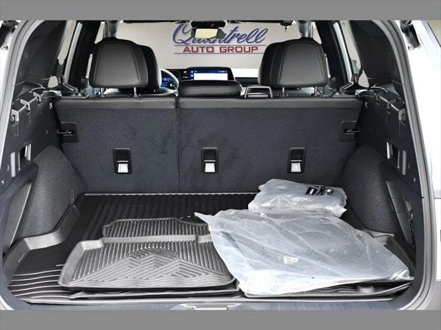 2026 Subaru Outback SUV in Ice Silver Metallic thumbnail 22