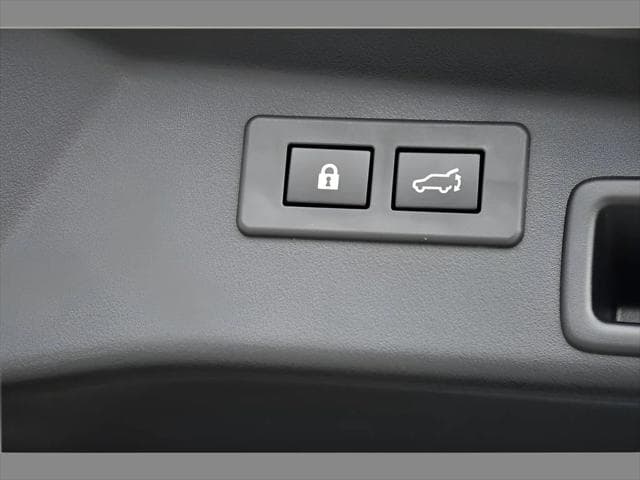 2026 Subaru Outback SUV in Ice Silver Metallic thumbnail 23