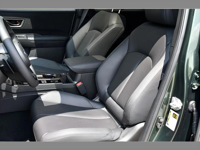2026 Subaru Outback SUV in Deep Emerald Green Pearl thumbnail 14