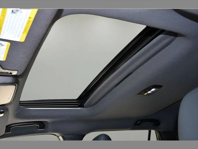 2026 Subaru Outback SUV in Deep Emerald Green Pearl thumbnail 15