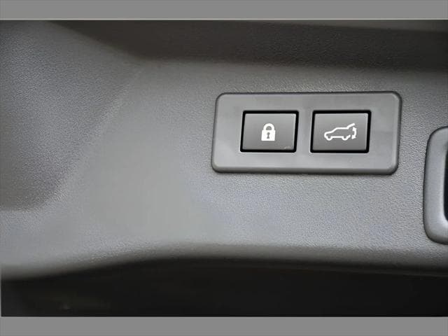 2026 Subaru Outback SUV in Deep Emerald Green Pearl thumbnail 23