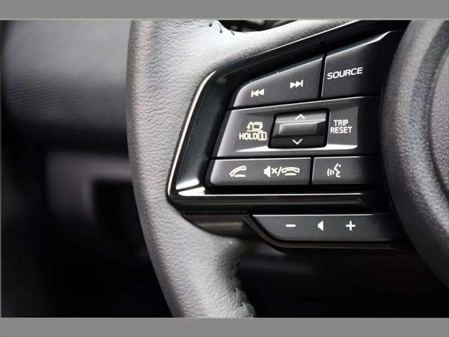 2026 Subaru Outback SUV in Deep Emerald Green Pearl thumbnail 32