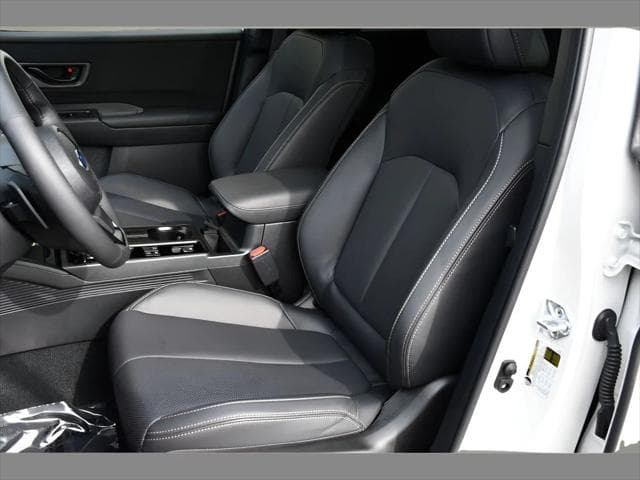 2026 Subaru Outback SUV in Crystal White Pearl thumbnail 14