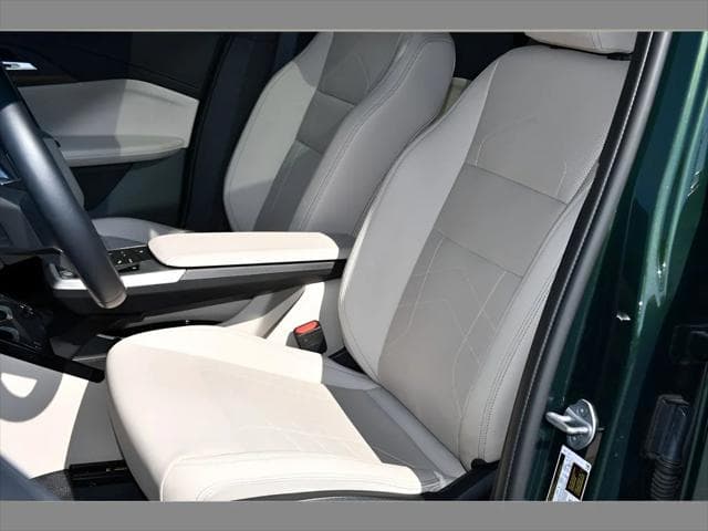 2025 BMW X1 SUV in Green thumbnail 14