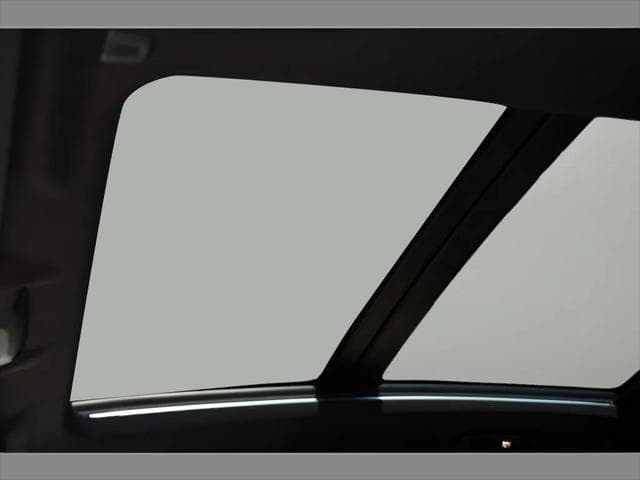 2025 BMW X1 SUV in Green thumbnail 15