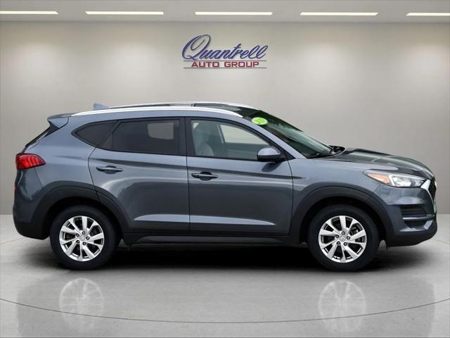 2019 Hyundai Tucson SUV in Coliseum Gray - Image 3
