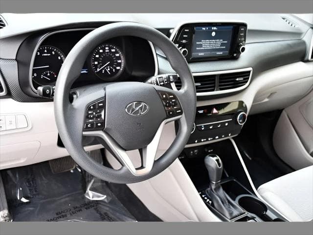 2019 Hyundai Tucson SUV in Coliseum Gray thumbnail 11