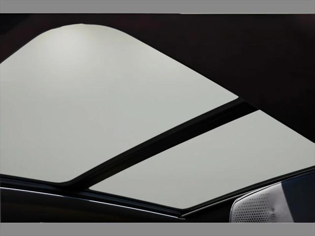 2026 Cadillac VISTIQ SUV in Stellar Black Metallic thumbnail 16