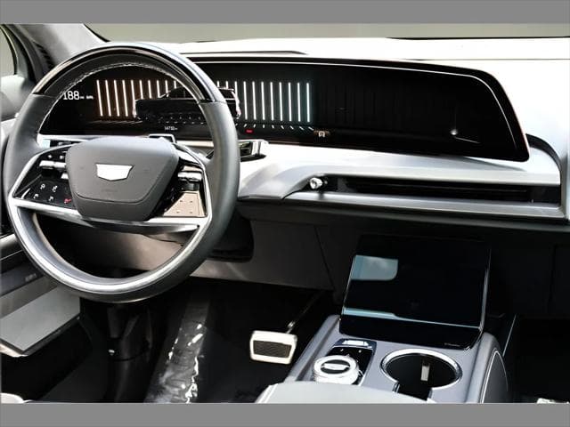 2026 Cadillac VISTIQ SUV in Stellar Black Metallic thumbnail 20