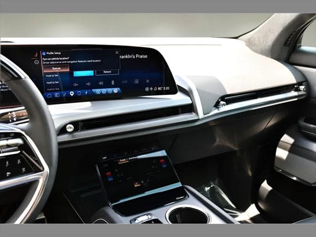 2026 Cadillac VISTIQ SUV in Stellar Black Metallic thumbnail 21