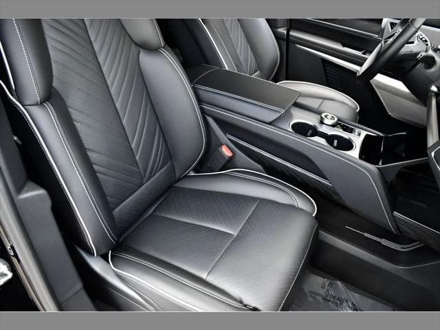 2026 Cadillac VISTIQ SUV in Stellar Black Metallic thumbnail 31