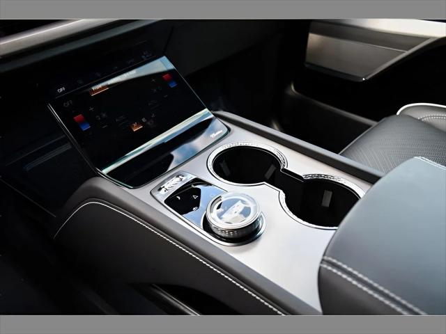 2026 Cadillac VISTIQ SUV in Stellar Black Metallic thumbnail 34