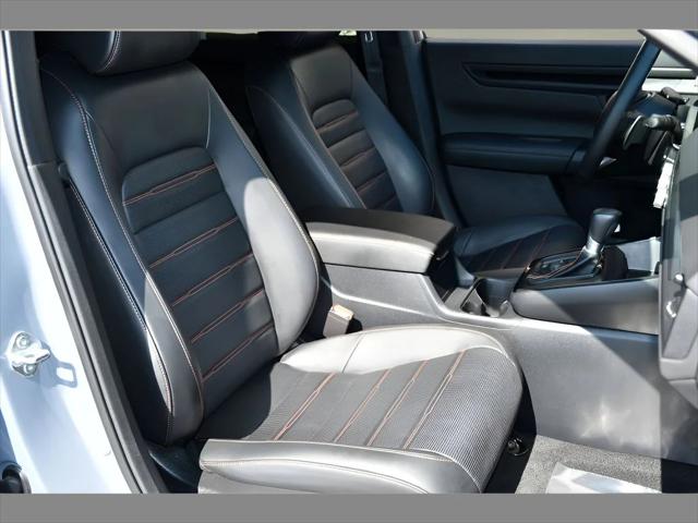 2025 Honda CR-V Hybrid SUV in Gray thumbnail 31