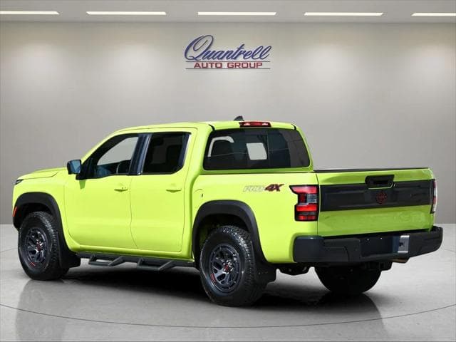 2026 Nissan Frontier Truck in Tactical Green Metallic thumbnail 6