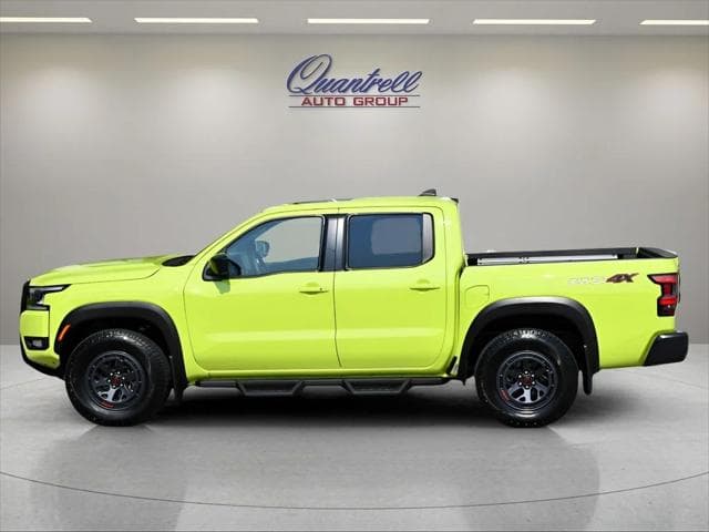 2026 Nissan Frontier Truck in Tactical Green Metallic thumbnail 7
