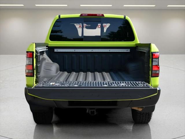 2026 Nissan Frontier Truck in Tactical Green Metallic thumbnail 23