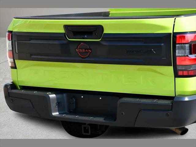 2026 Nissan Frontier Truck in Tactical Green Metallic thumbnail 27