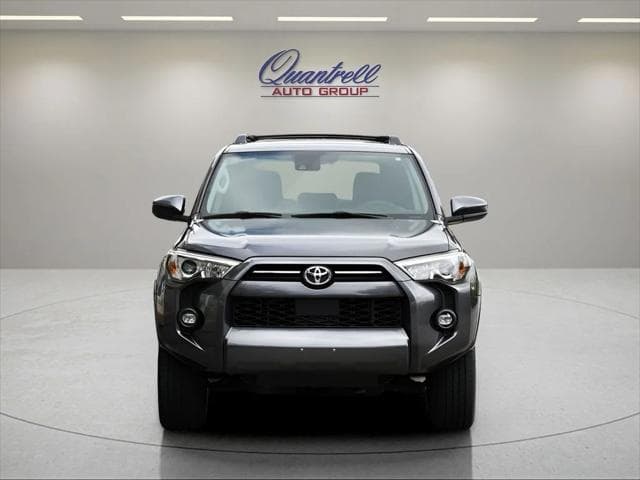 2021 Toyota 4Runner SUV in Magnetic Gray Metallic thumbnail 9