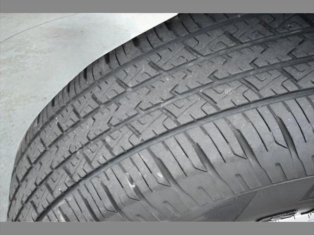 2021 Toyota 4Runner SUV in Magnetic Gray Metallic thumbnail 12