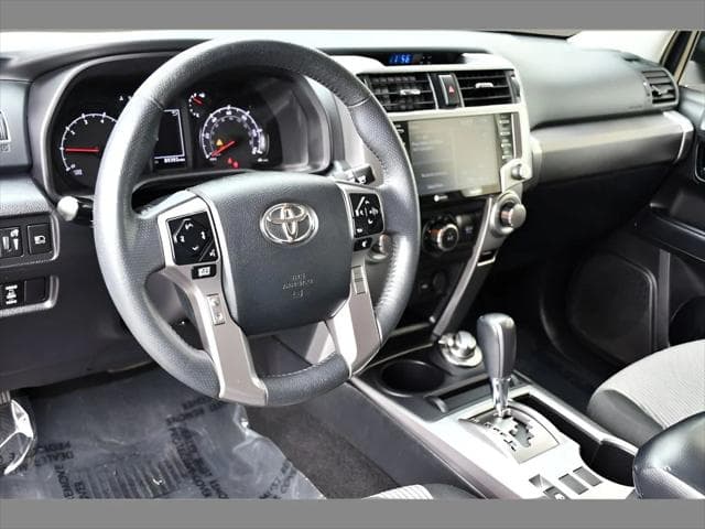 2021 Toyota 4Runner SUV in Magnetic Gray Metallic thumbnail 13