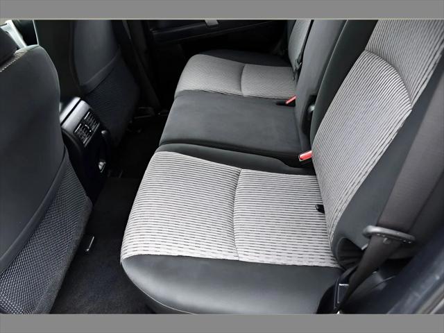 2021 Toyota 4Runner SUV in Magnetic Gray Metallic thumbnail 15
