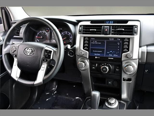 2021 Toyota 4Runner SUV in Magnetic Gray Metallic thumbnail 17