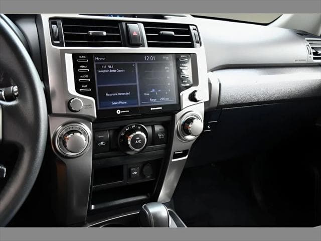 2021 Toyota 4Runner SUV in Magnetic Gray Metallic thumbnail 19