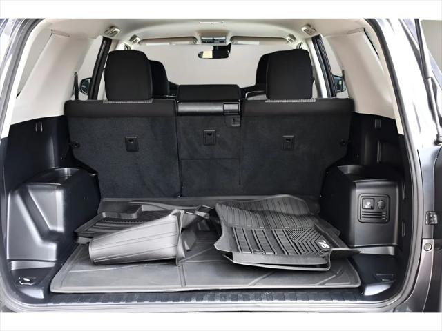 2021 Toyota 4Runner SUV in Magnetic Gray Metallic thumbnail 22