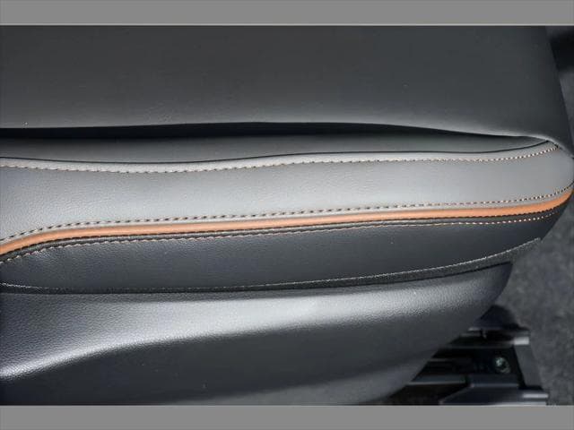 2026 Subaru Forester SUV in Gray thumbnail 33
