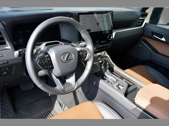 2024 Lexus GX 550 SUV in Eminent White Pearl thumbnail 13