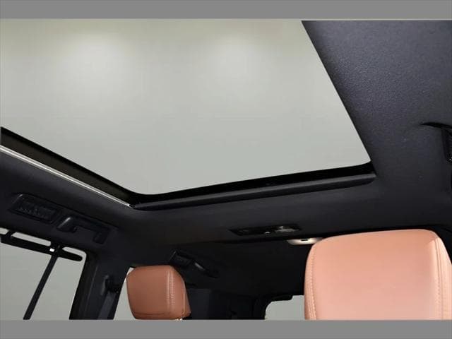 2024 Lexus GX 550 SUV in Eminent White Pearl thumbnail 15