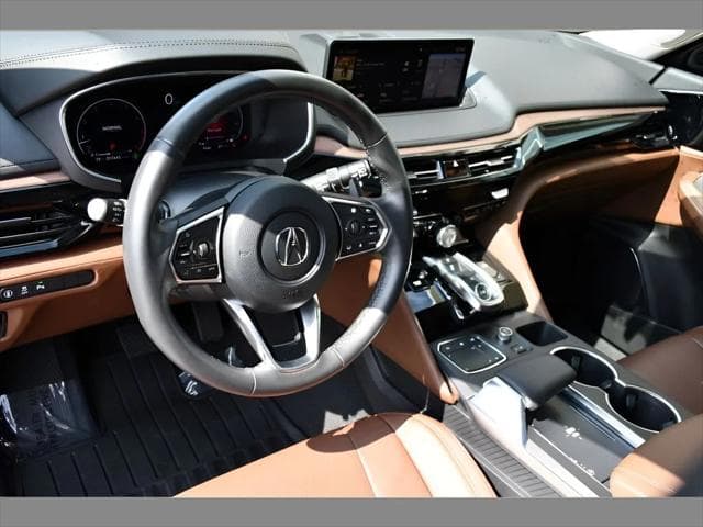 2024 Acura MDX SUV in Platinum White Pearl thumbnail 13