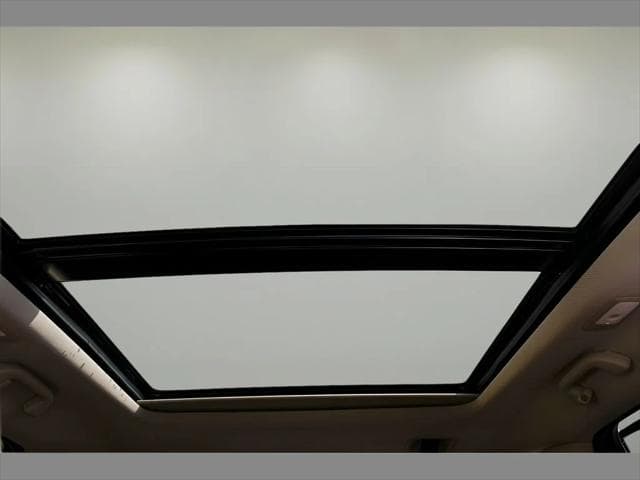 2024 Acura MDX SUV in Platinum White Pearl thumbnail 14