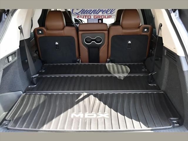 2024 Acura MDX SUV in Platinum White Pearl thumbnail 23