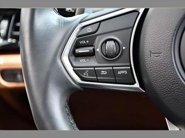 2024 Acura MDX SUV in Platinum White Pearl thumbnail 36