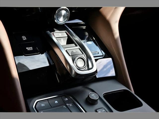 2024 Acura MDX SUV in Platinum White Pearl thumbnail 38