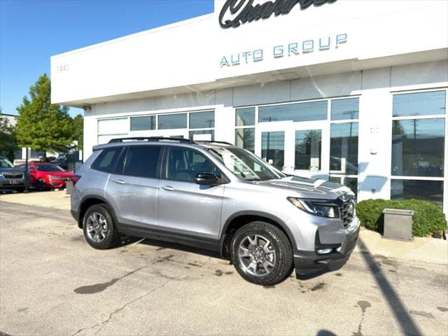 2022 Honda Passport in Lunar Silver Metallic