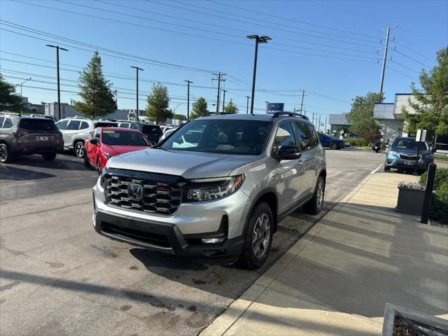 2022 Honda Passport SUV in Lunar Silver Metallic thumbnail 7